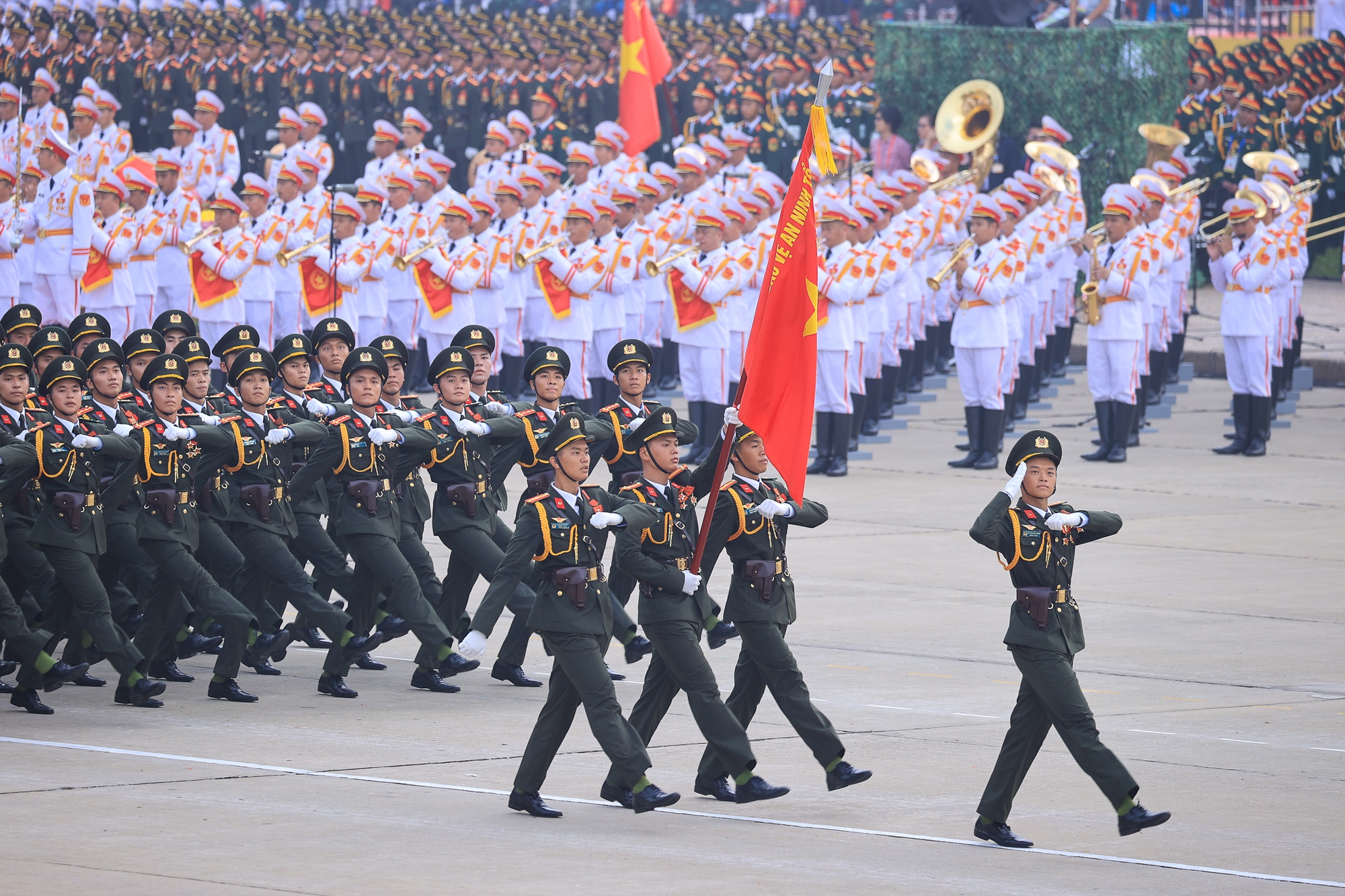 Chùm ảnh: Cận cảnh khối diễu binh hùng hậu của lực lượng Công an tại A80- Ảnh 2.